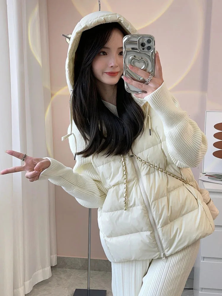 Womens hooded sweater knitted cardigan autumn and winter Y2K casual inflatable jacket sweater jacket 241009