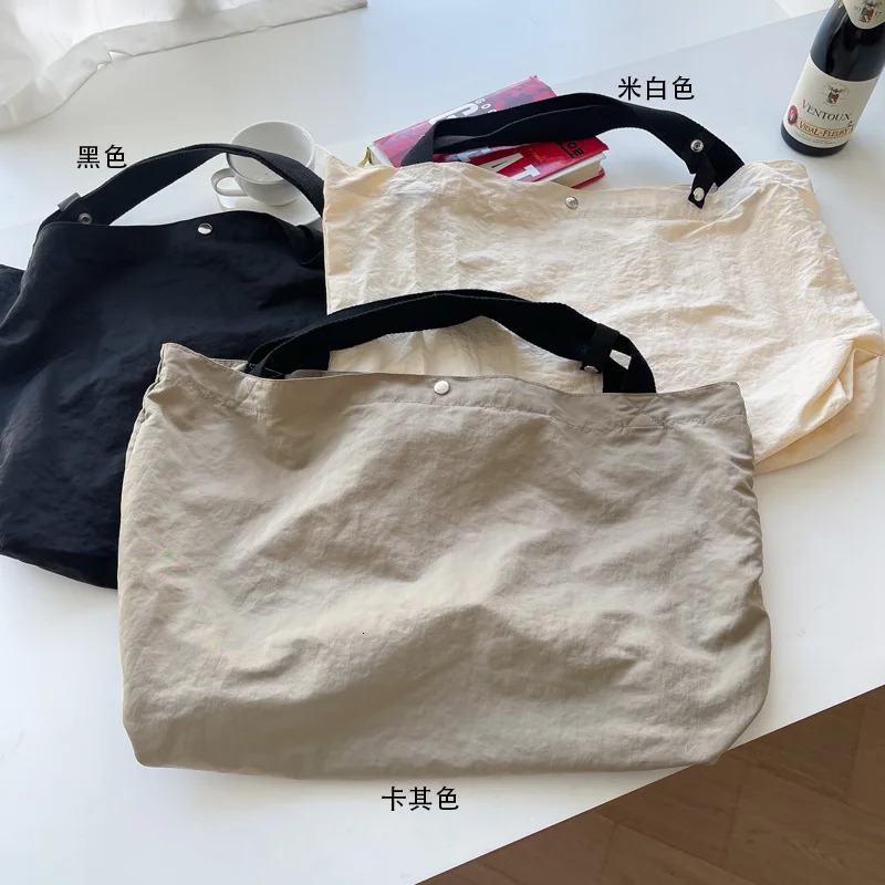 Korean womens canvas shoulder bag nylon womens handbag spring/summer big cloth shopping bag simple fabric Bolsas 241008