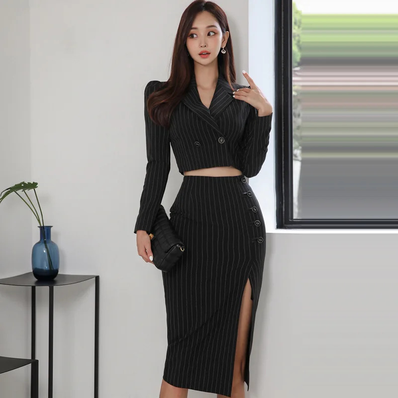 Temperment Slim Fit Two piece Womens Striped Thin ShortsHigh Waist Split Skiing Office Womens Spring and Summer Set 240930