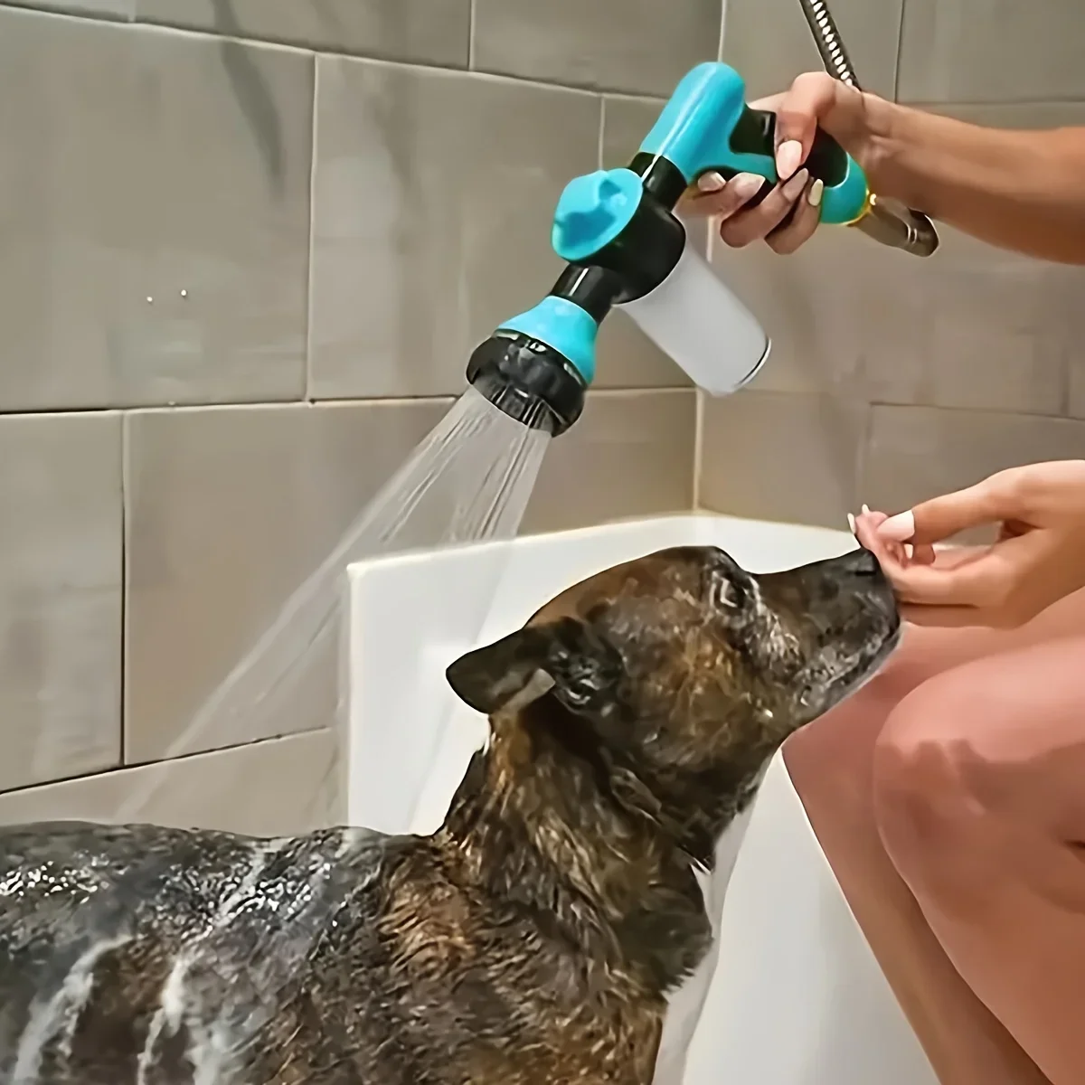 5pcs Pet Grooming Tool Set: Make Bathing Your Dog or Cat Easier with Hose Spray Nozzle, Foamer, Soap Dispenser & More!