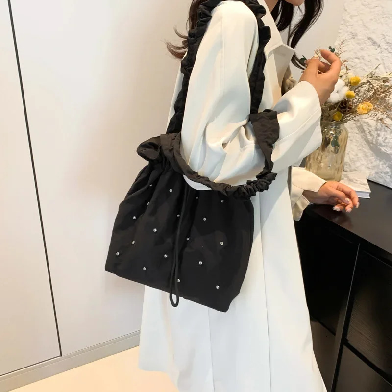 Small transparent literary canvas bag for womens summer trend Korean pleated handbag paradigm large capacity bag 241008
