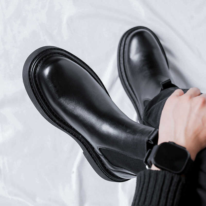 Martin Boot Chelsea Boots Mens British Style Ankle Boots Summer High Top Leather Shoes Handsome Motorcycle Martin Boots Fashion Boots 240927