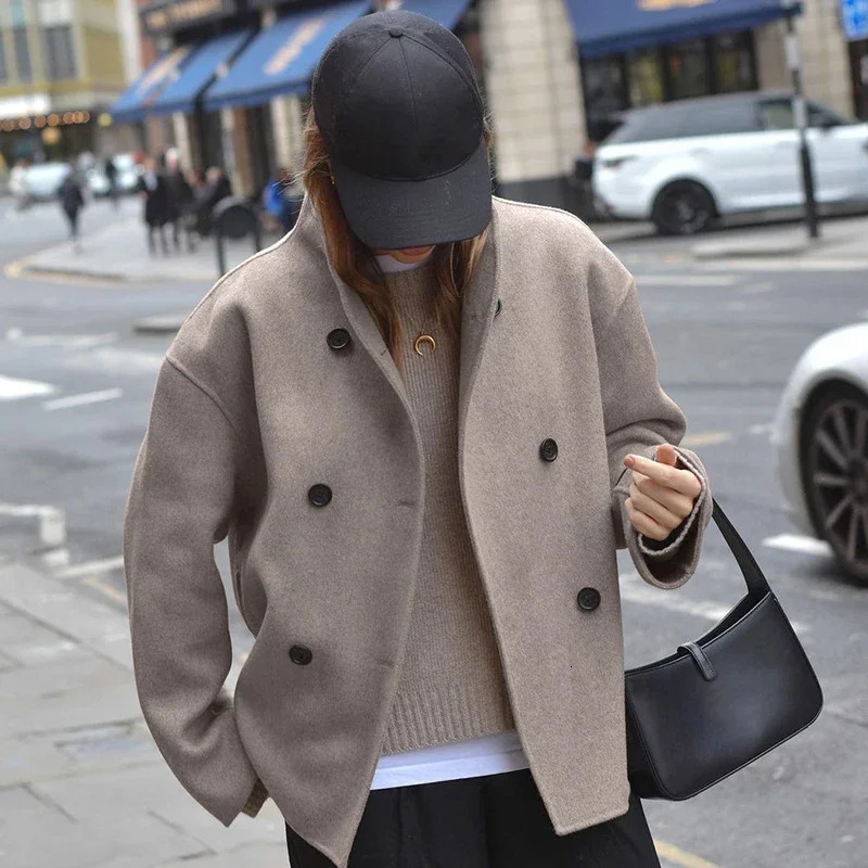 Retro Woolen Coats Double Breasted Stand Collar Short Jacket Office Lady Autumn Winter 2024 Loose Casual Outerwear 240930