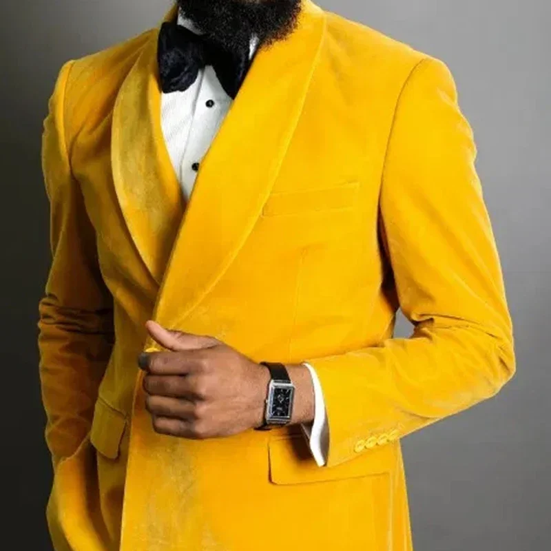 Double Breasted Velvet Suit Jacket for Men African 2024 Wedding Groom Tuxedo Blazer 1 Piece Fashion Yellow Smoking Jacket
