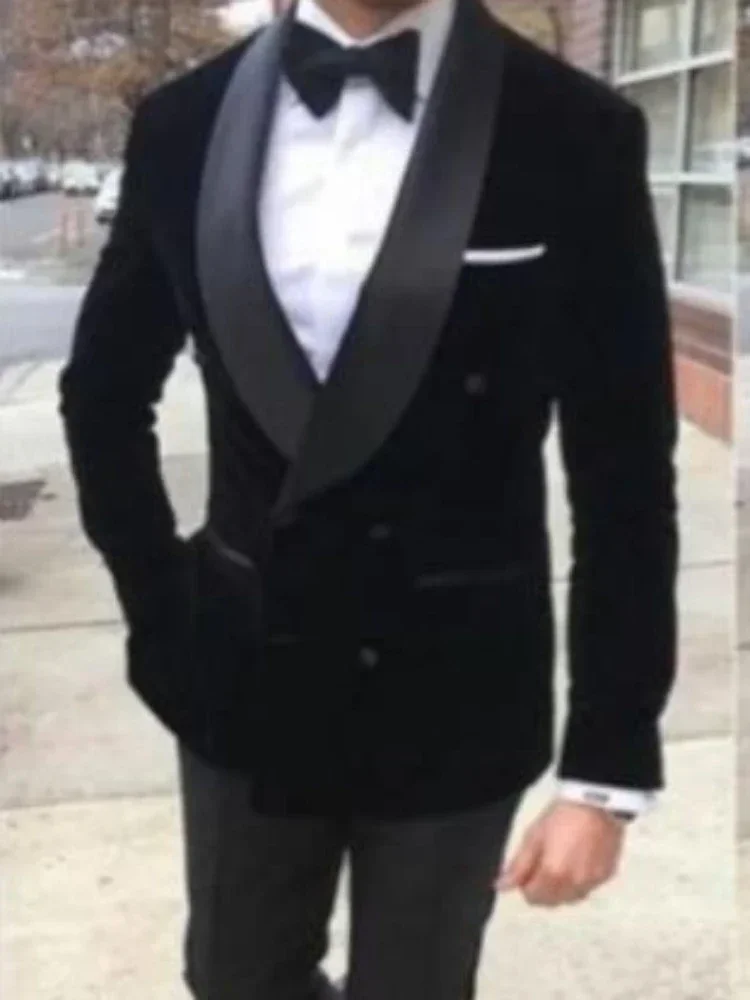 Double Breasted Prom Suit Jacket for Men Velvet Slim Fit Wedding Blazer for Groom Tuxedo Single 1 Piece Fashion Shawl Lapel Smoking Jacket