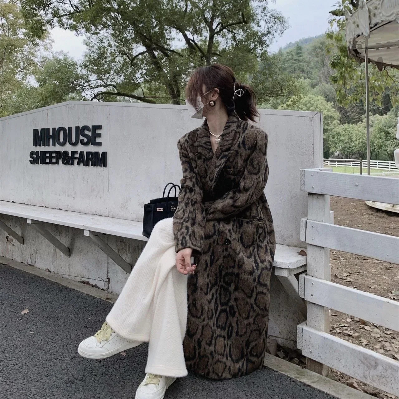 Double layer leopard print womens wool coat winter loose silhouette mid length wool coat trend 241007