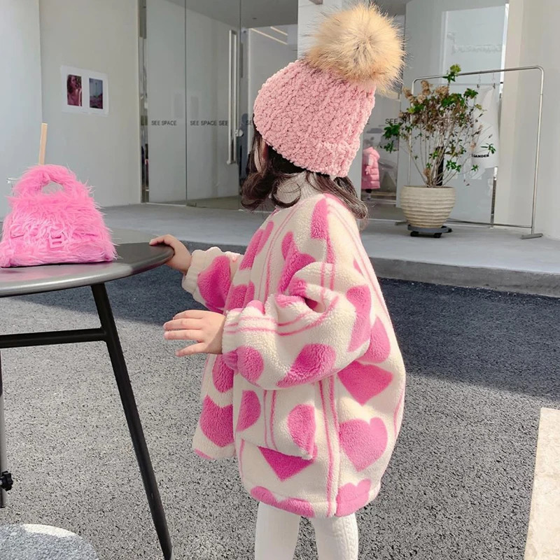 2 3 4 5 6 7 8 Years Plush Girls Jacket Autumn And Winter Keep Warm Outerwear Fashion Little Princess Christmas Coat Kids Clothes 241011