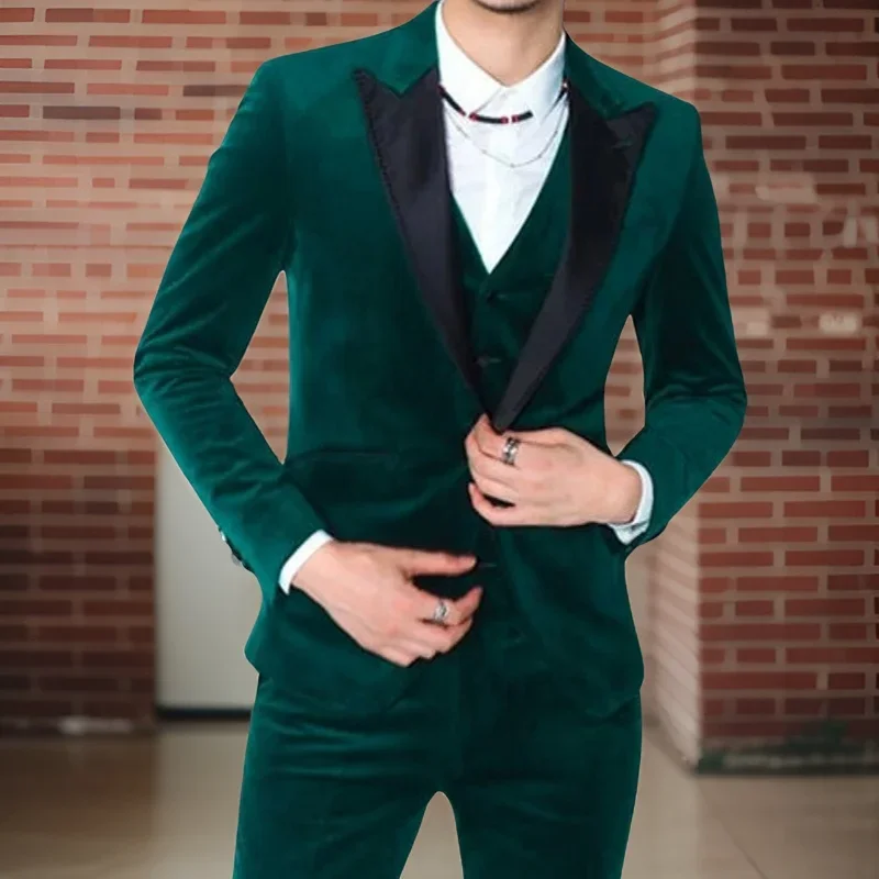 Men's Velvet Suits 3 Pieces Groom Tuxedo For Wedding Prom Party Custom Peaked Lapel Male Smoking Blazer (Jacket+Pants+Vest) 2024