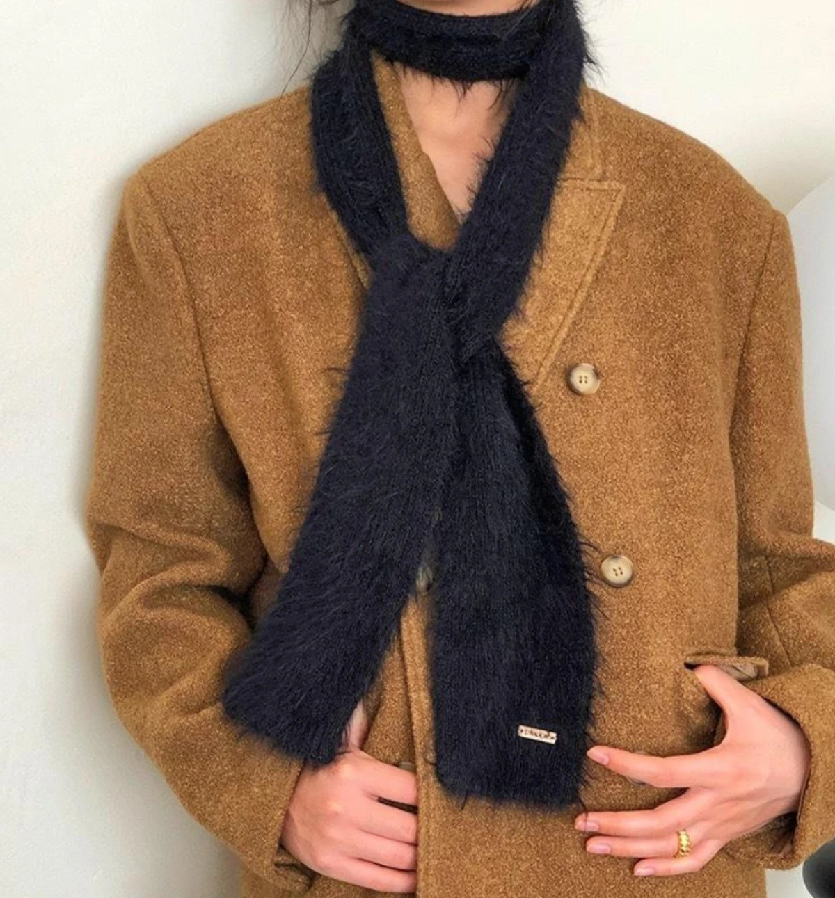 Korean runway style thin scarf fashionable plush long scarf womens mink Y2K girl warm scarf 241007