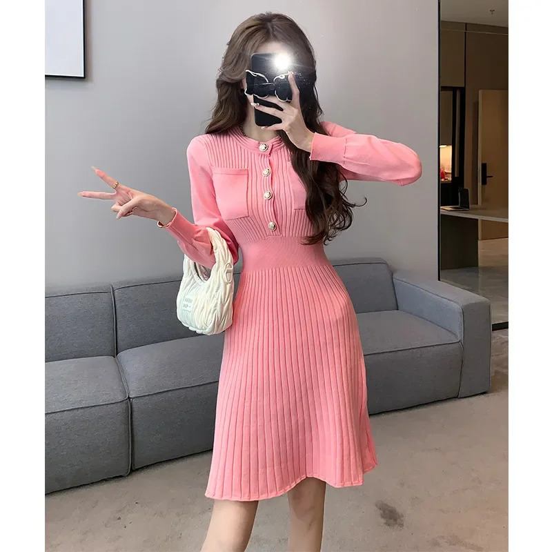 Elegant French style tweed dress autumn/winter Socialite long sleeved knitted waist suitable for women to lose weight fold and ski 241011