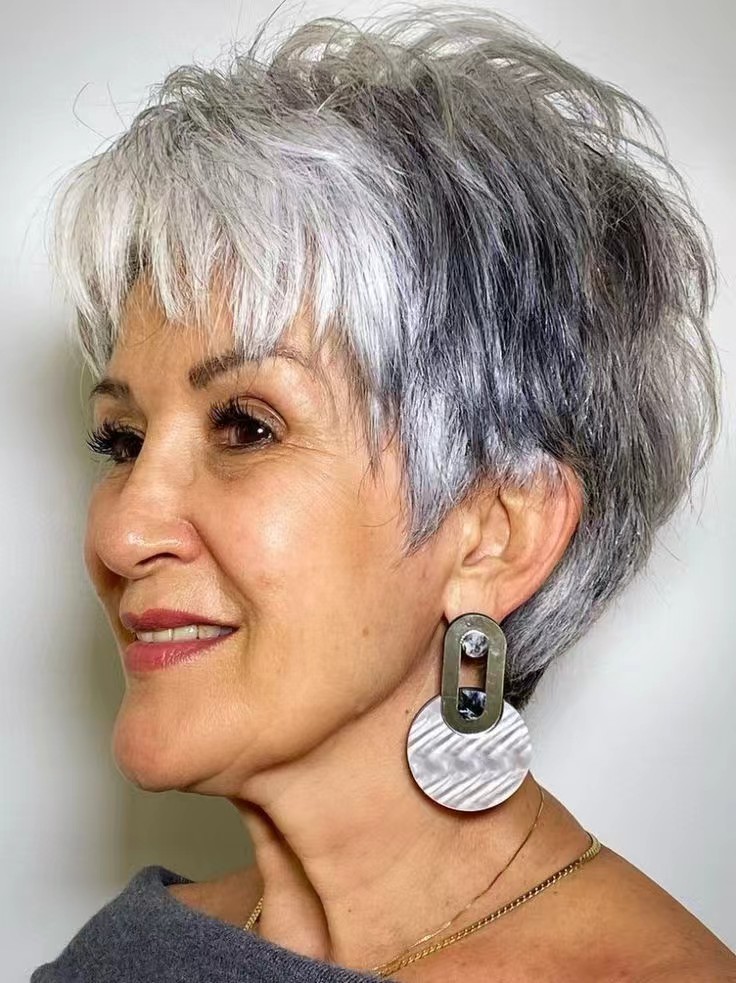 Grey short salt and pepper human wigs for black women layered short pixie cut wigs with bangs gray old lady wigs weft glueless raw hair wigs
