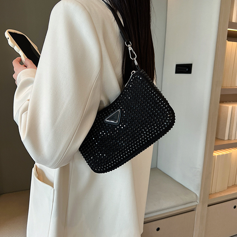 Trendy Water Diamond Underarm Small Square Casual Temperament Chain Diagonal Cross Women's Bag
