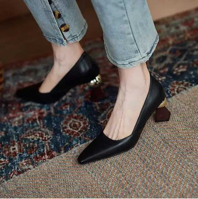 Handmade Leather Women Pumps Sexy Pointed Toe Chic Stylish Office Working Shoes Strange High Heel Stilettos Black Dress ShoesLX241014