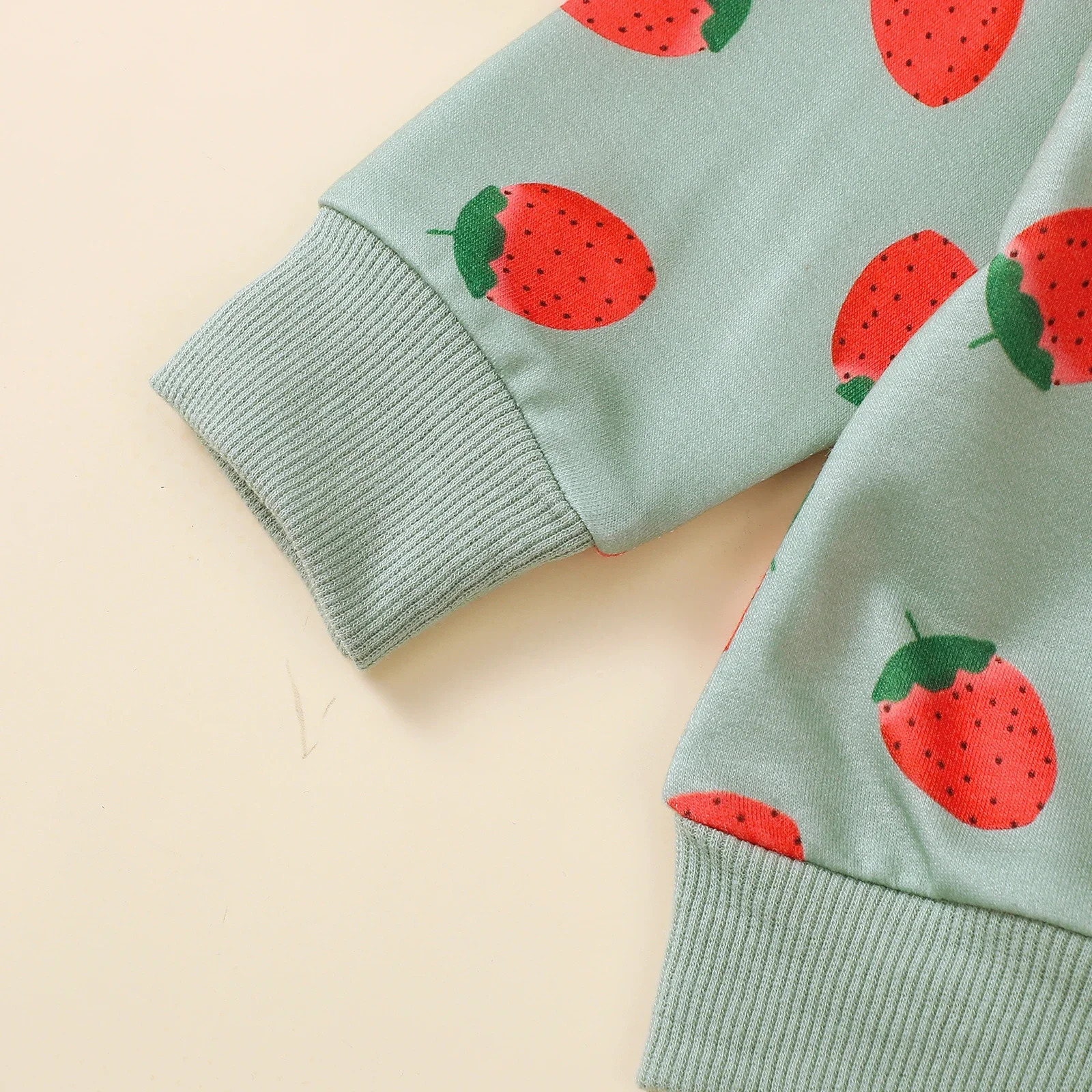 Fashion Infant Baby Girls Fall 2pcs Tracksuits Pants Clothing Sets Kids Long Sleeve Strawberry Print Sweatshirt Headband 241011z