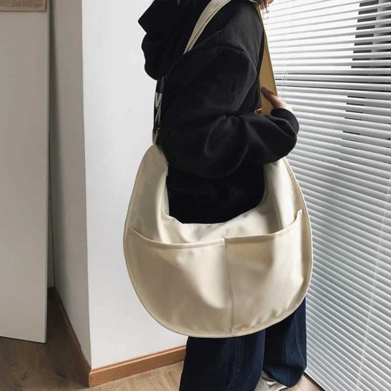 Y2k mens crossbody bag solid color large capacity homeless mid size Harajuku Japanese style nylon waterproof travel shoulder bag M241014