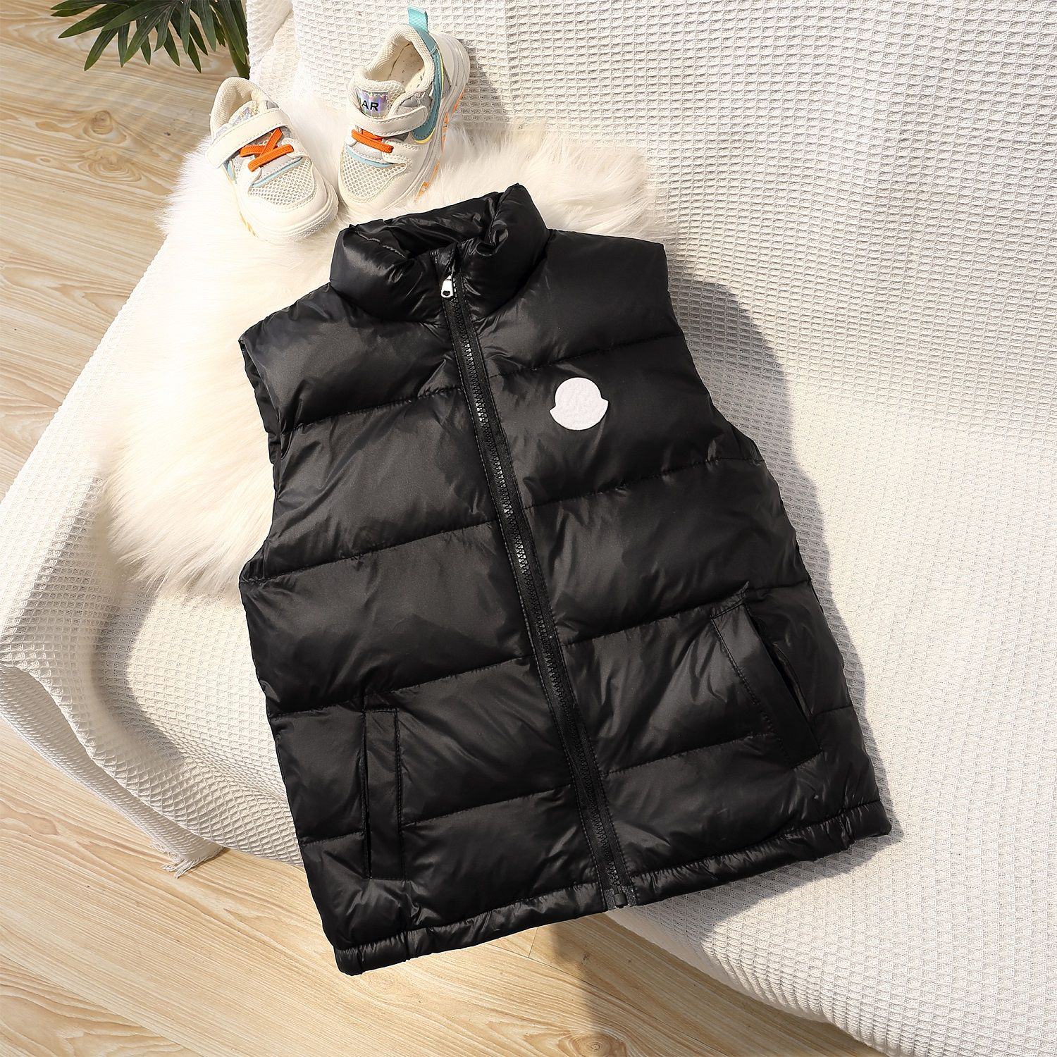 Baby Designer Vest Sleeveless Coat Kids Down Puffer Jacket Boys Girls Gilet Toddler Top Heat Waistcoat