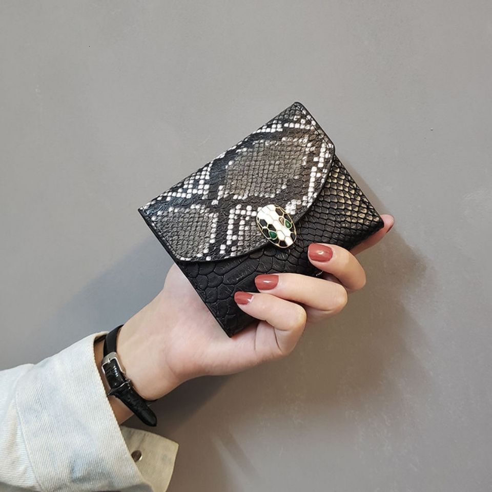 INS New Spliced Snake Pattern Leather Small Short Style Women's Wallet Fashion 30% Off Change Bag Tide New Free Delivery Designer Bag