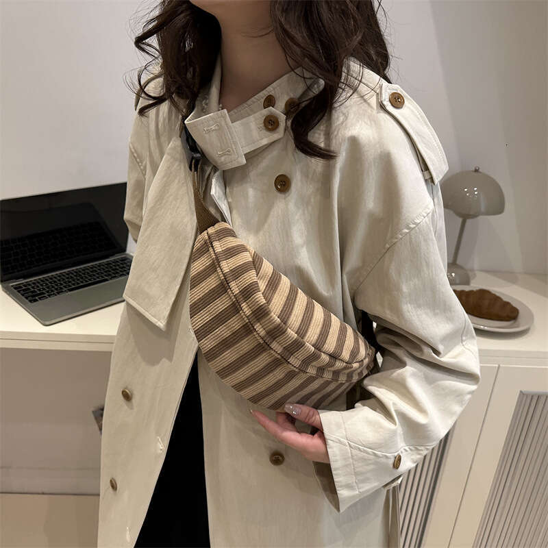 Stylish Ethnic Waist Bag: Versatile Chest Bag for Daily Commuting, 2024 Trend