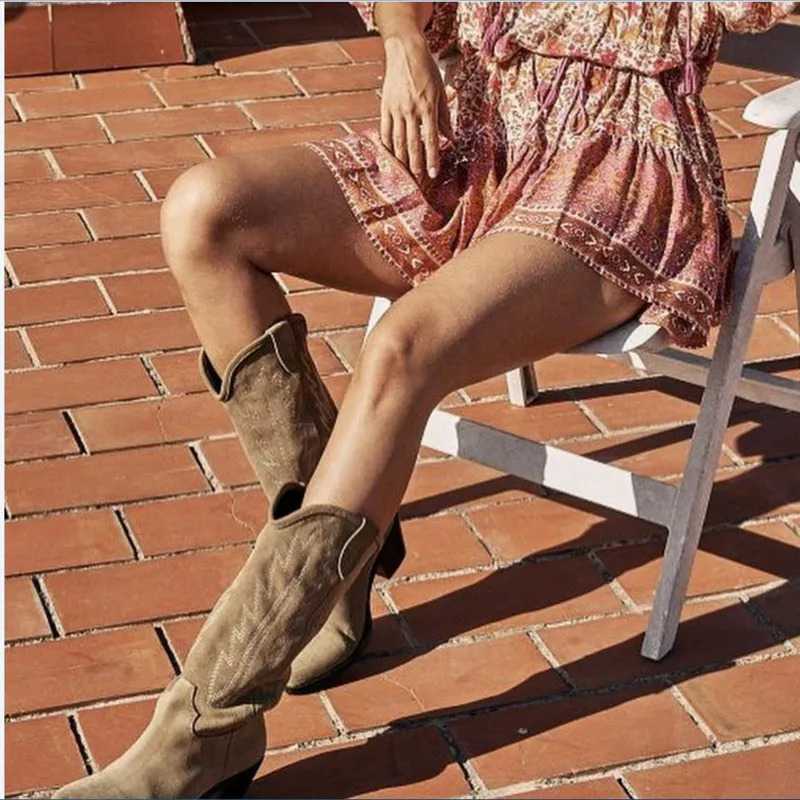 Nude Suede Embroidered Mid-Calf Shoes Thick Heel Pointed Toe Cowboy Boots for Women Knight Botas Femininas 241031