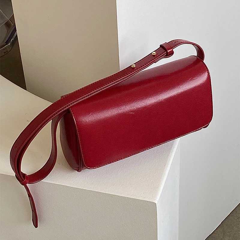 womens wine Red Bottom bag fAshionable and simple Pu leather square bag textured wedding bride handbag cross body bag M241014