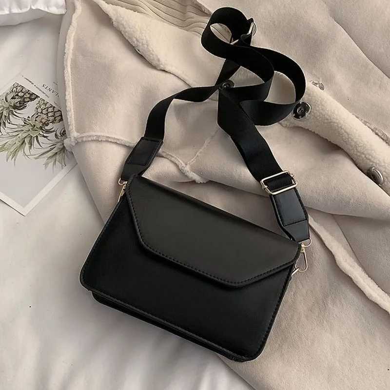 Fashion flip top ten font womens bag PU leather small square bag casual shoulder messenger bag small handbag M241014
