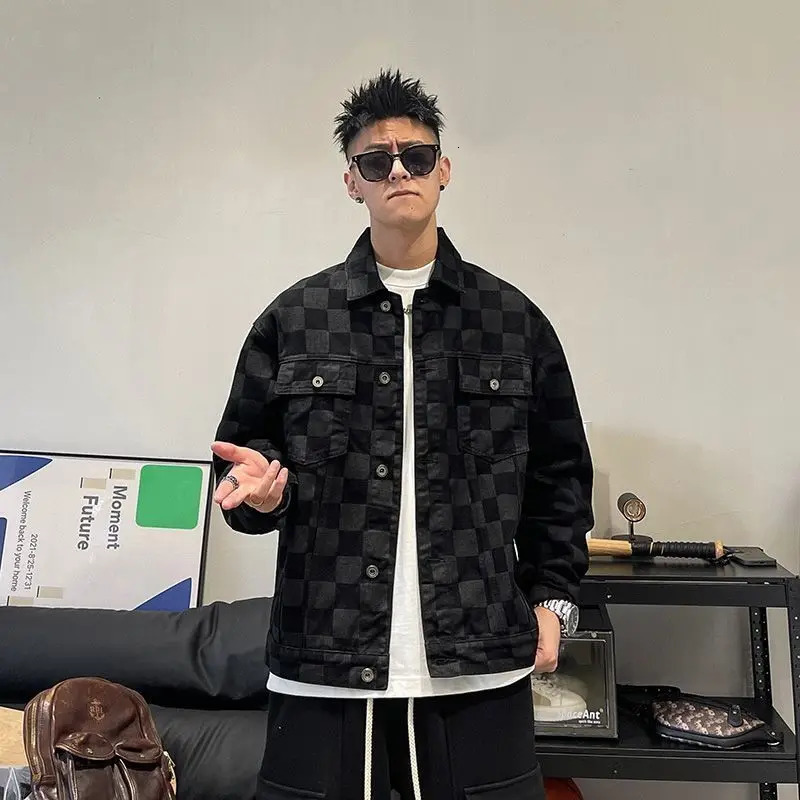 Male Jean Coats Outwear Black Wide Shoulders Mens Denim Jacket Plaid Overcoat Vintage Worn Casual Winter Outerwear High Quality 241011