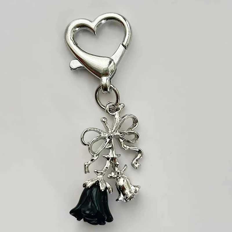 New Sweet Bow Rose Heart shaped Keychain Charm Earphone Box Pendant Decoration Charm Backpack Pendant Decoration Y2K Jewelry Gift Y241014