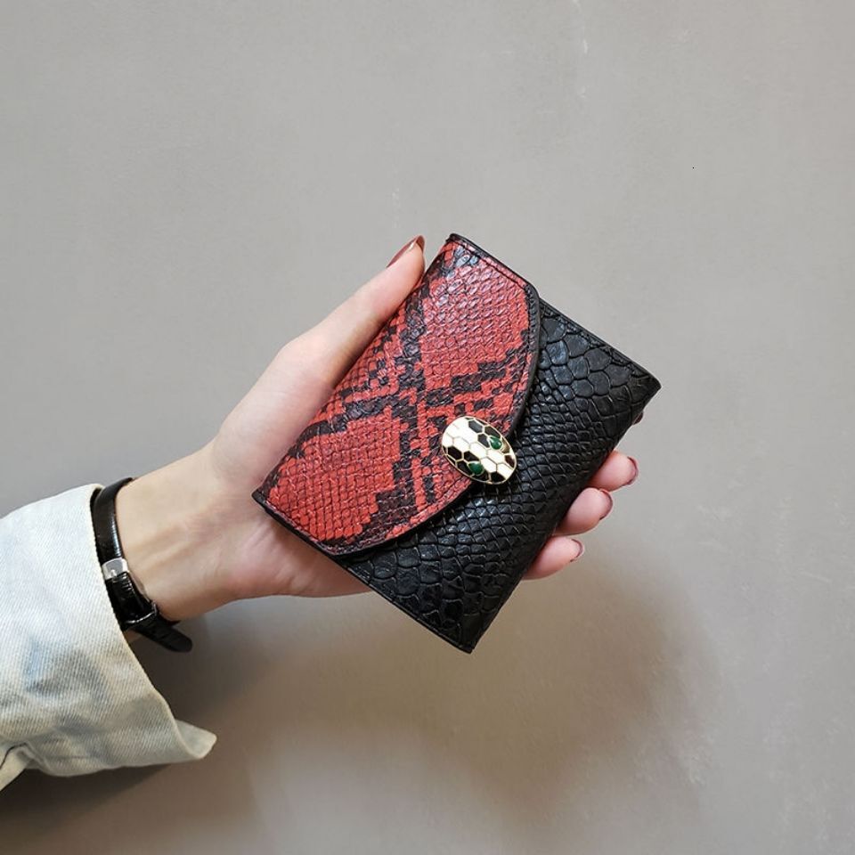INS New Spliced Snake Pattern Leather Small Short Style Women's Wallet Fashion 30% Off Change Bag Tide New Free Delivery Designer Bag