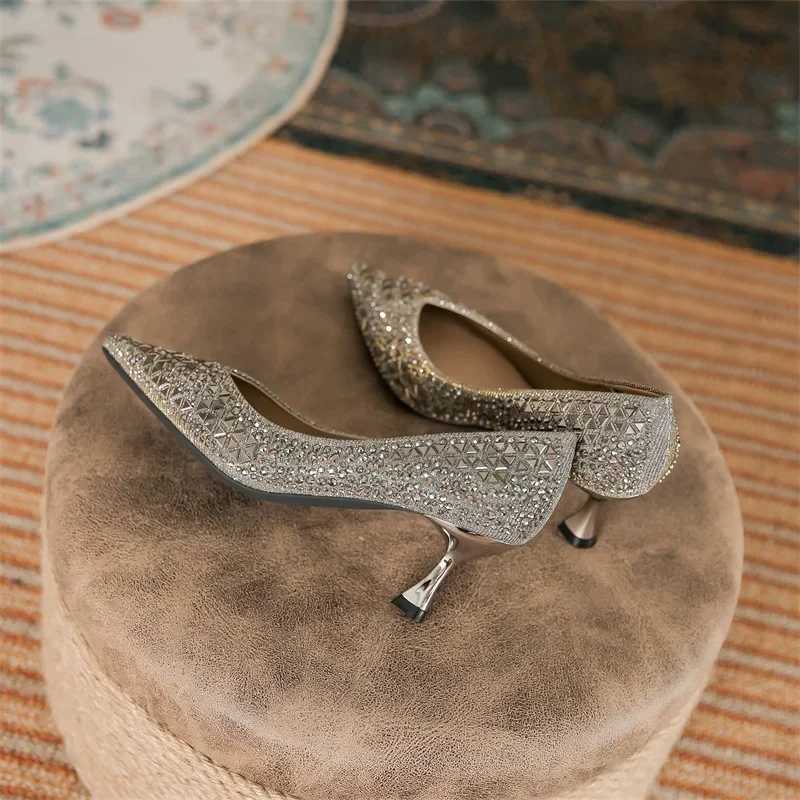 Women Kitten High Heels Shoes Glitter Crystal Pumps Ladies Pointed Toe Dress Party Tacones Femme Escarpins Wedding ShoesLX241014