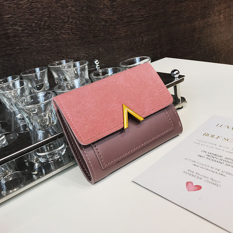 2024 New Designer V Fashionable Short Korean Cute and Fresh Women's Color blocked Three fold Wallet