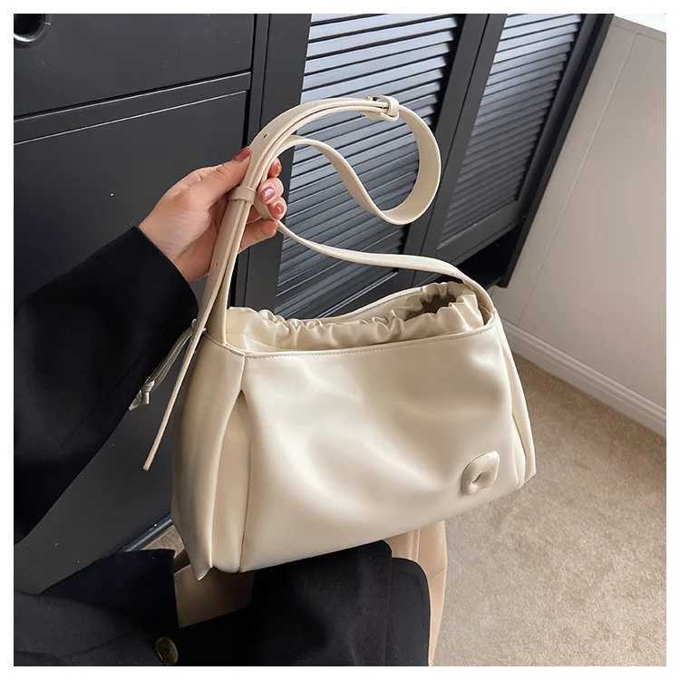 Green Simple Trend Womens Cross Body Bag Summer Commuter Fully Matching Trapezoidal Handbag Casual Buckle Bag 5-Color M241014