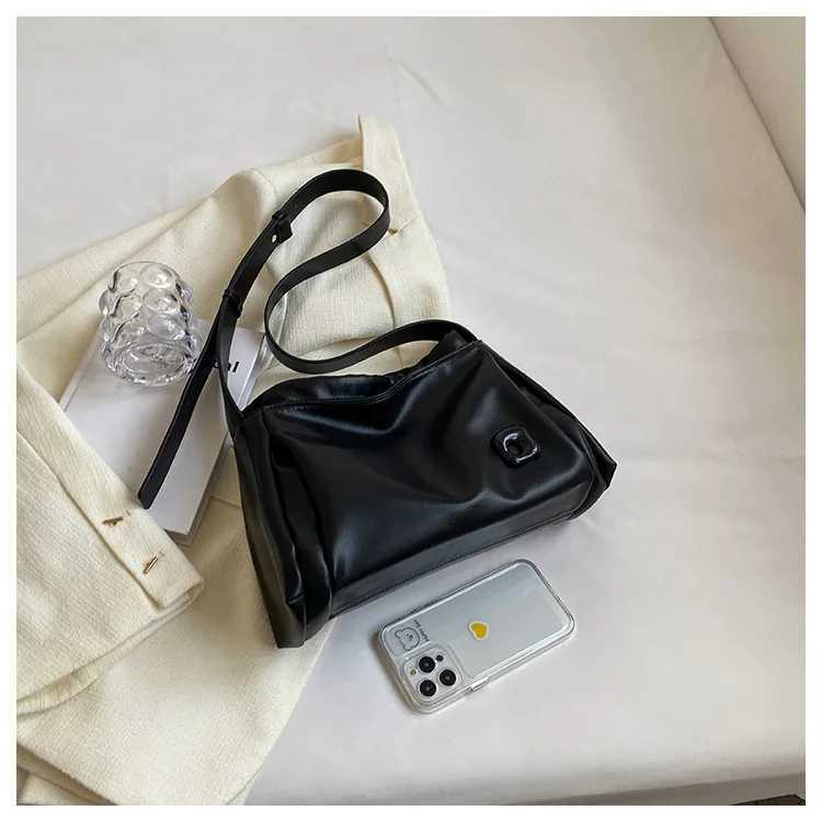 Green Simple Trend Womens Cross Body Bag Summer Commuter Fully Matching Trapezoidal Handbag Casual Buckle Bag 5-Color M241014