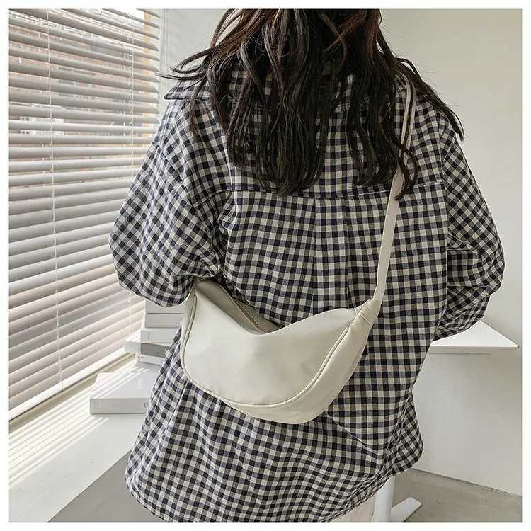 Leisure Half Month Bag Stray Cross Body Bag Female Designer Shoulder Bag Female Fanny Bag Handbag Travel Shopping Bag M241014