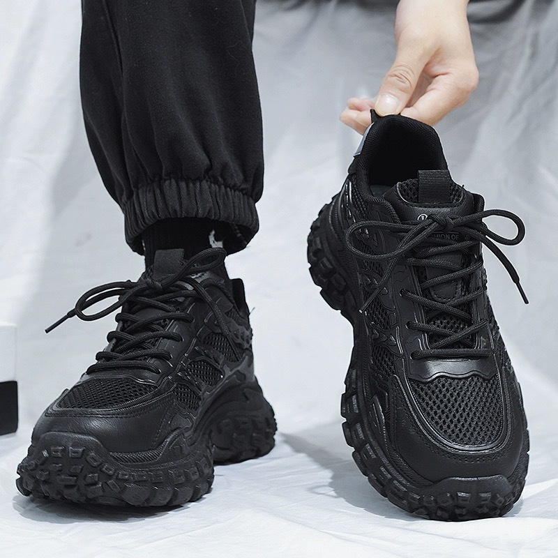 2024 free shipping designer women men outdoor sneakers sports platform running shoes breathable runners trainers mens 079c 002