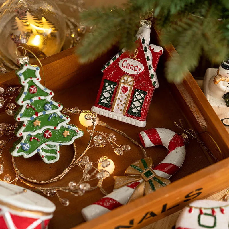 Colored Shaped Ball Tree Decorative Christmas Gift Bag Car House Snowman Garland Pendant 241008