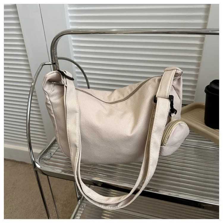 Canvas bag womens cross body bag large capacity forest leisure fully matched garbage bag shoulder bag M241014
