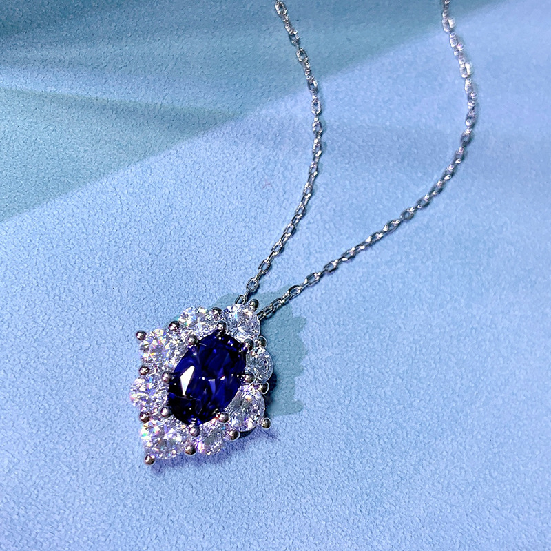 2024 Choucong Brand Flower Pendant Luxury Jewelry 925 Sterling Silver Fill OVal Cut Blue Sapphire CZ Diamond Gemstones Gorgeous Women Clavicle Necklac