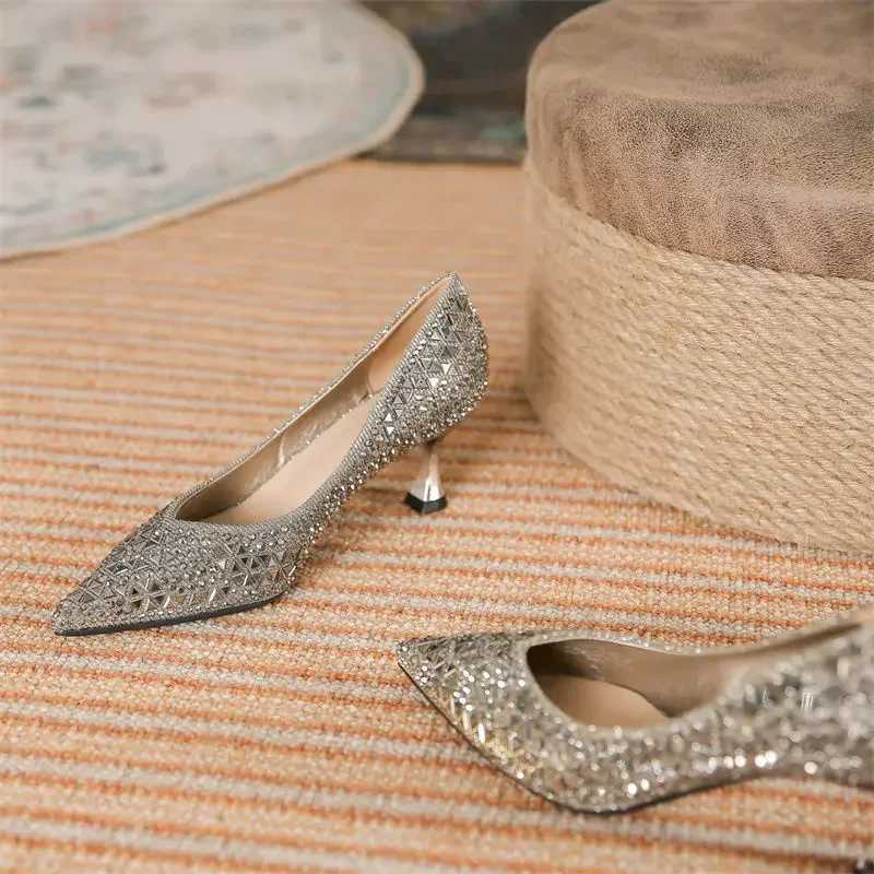 Women Kitten High Heels Shoes Glitter Crystal Pumps Ladies Pointed Toe Dress Party Tacones Femme Escarpins Wedding ShoesLX241014
