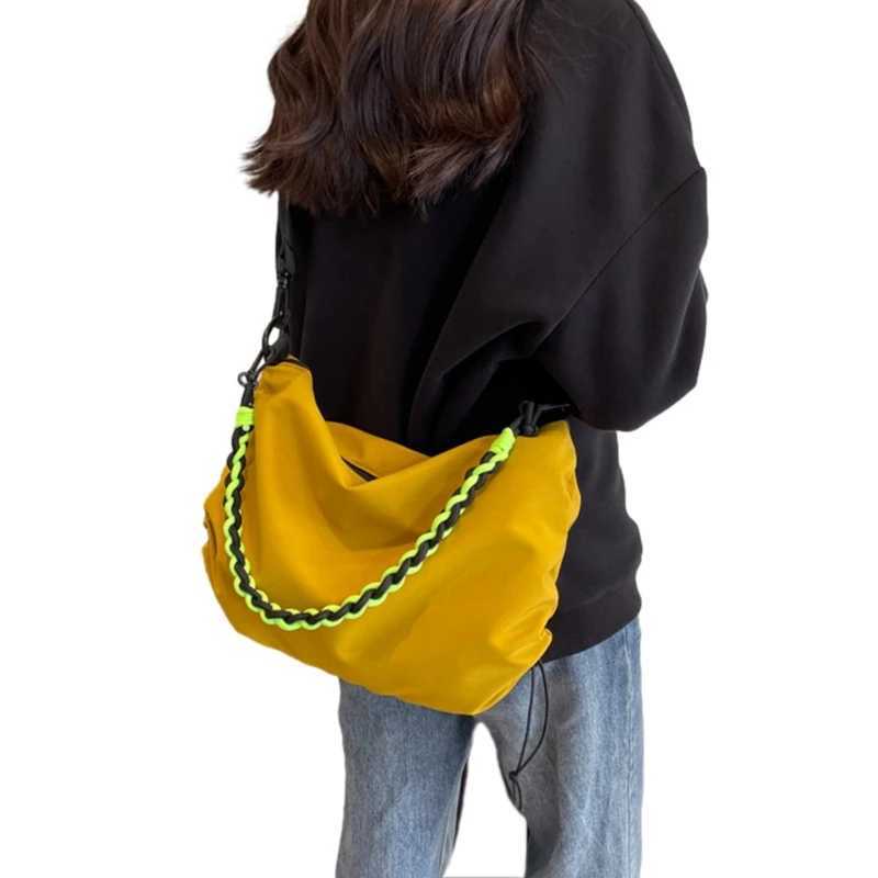 Fashionable ten letter cloth bag fashionable fabric shoulder bag comfortable womens bag showcasing your personal taste M241014