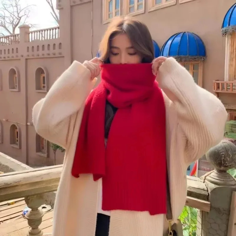Korean Style Solid Color Knit Scarf for Students and Couples Fashionable Winter Neck Warmer Soft and Cozy 241009