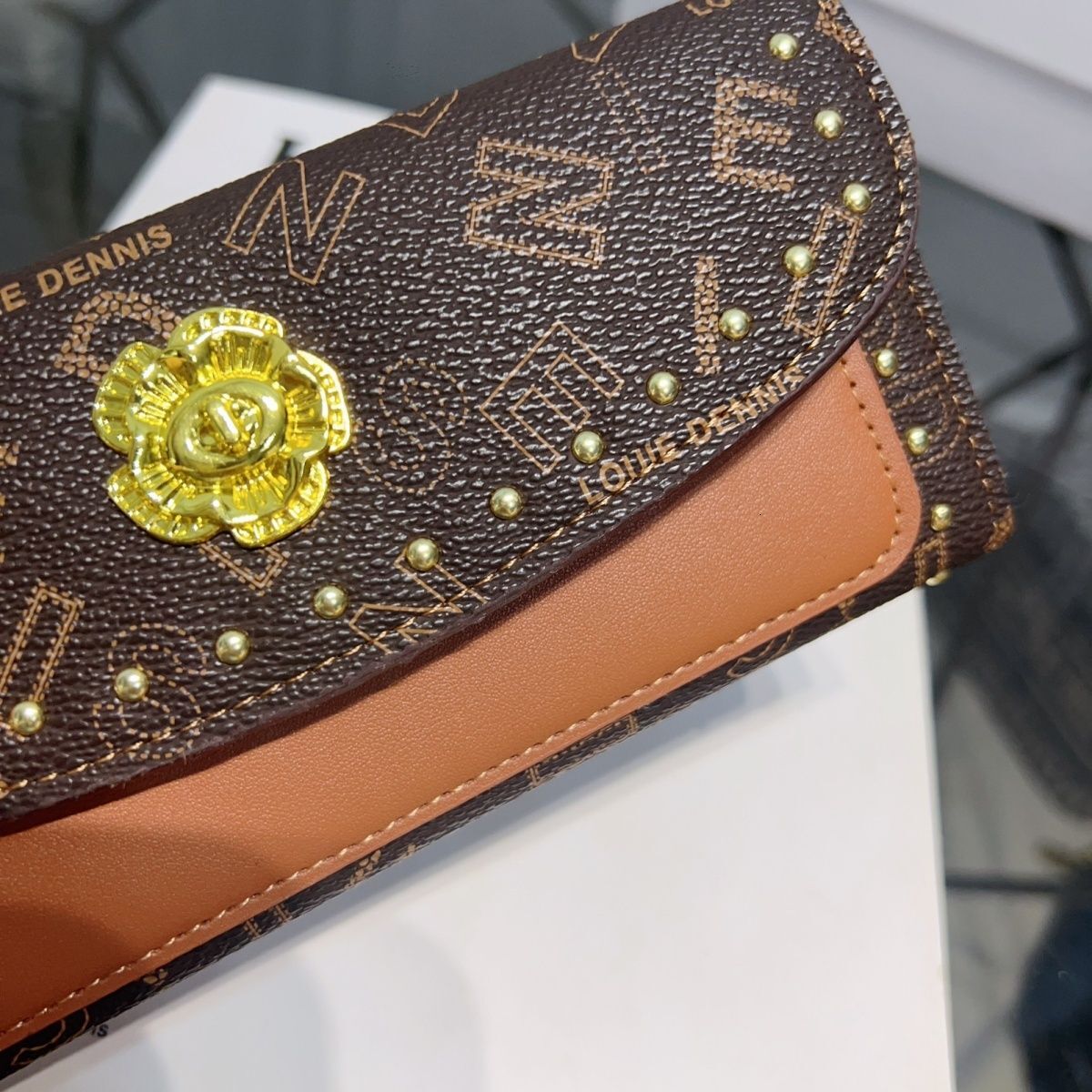 2025 New wallet Designer Wallet Women s Multi Slot Zero Wallet Large Capacity Printing Long Wallet