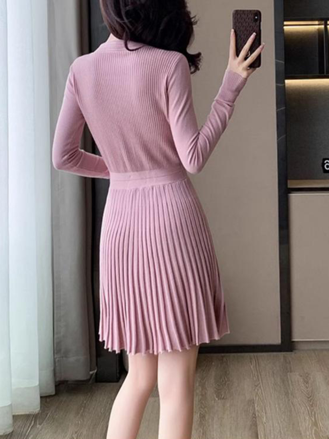 2024 New Pink O-Neck Knit Autumn Metal Button Long Sleeve Fashion Short Dress A-E Pleat Elegant Chic Women Dresses