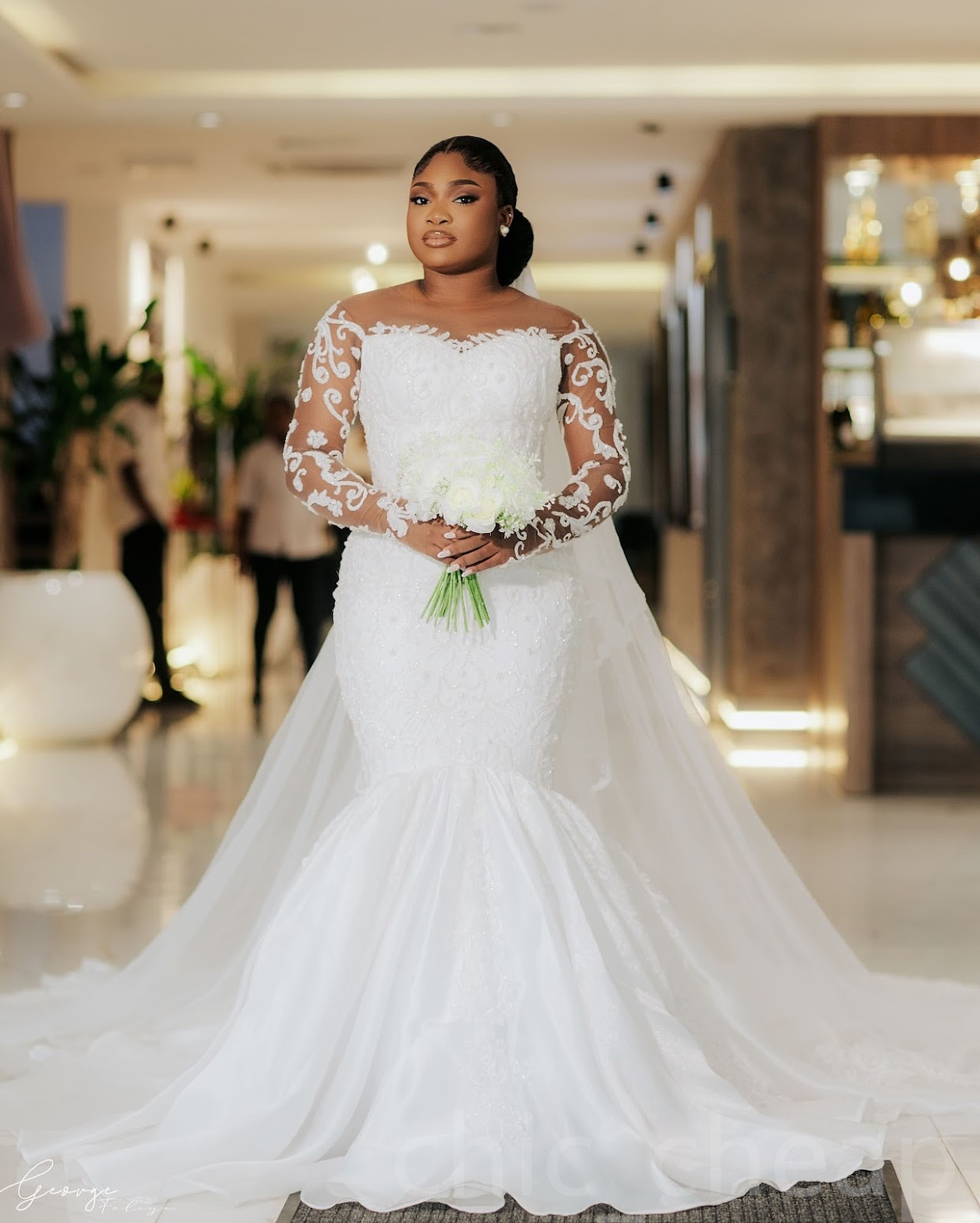 2024 Arabic Aso Ebi Plus Size Ivory Mermaid Wedding Dresses Lace Beaded Full Sleeves Satin Vintage Elegant Bridal Gowns Dress ZJ307