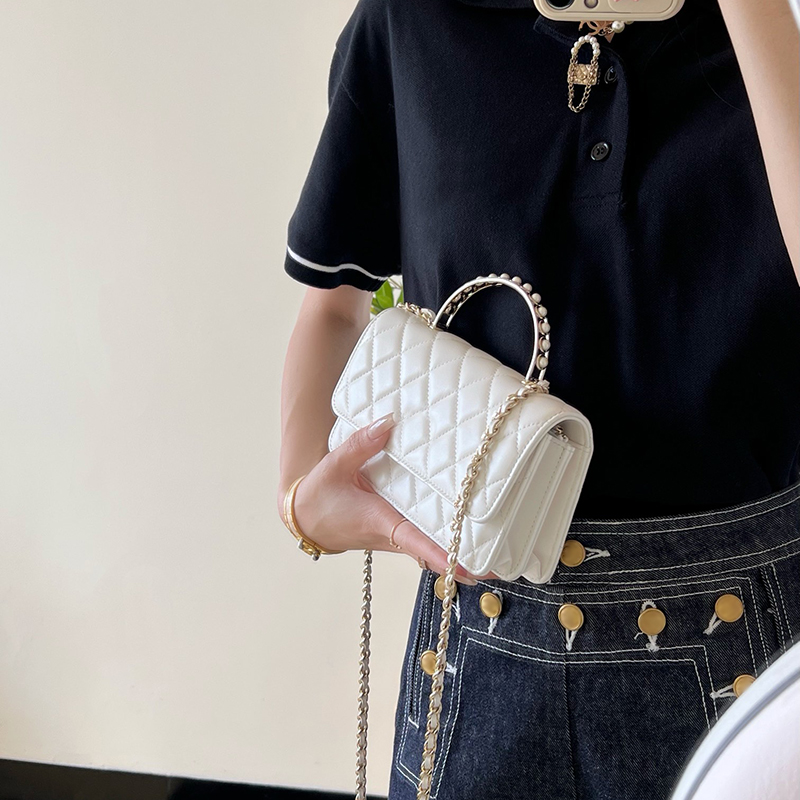 Pearl handle chain bag designer bags 19cm Lambskin crossbody bag TOP Quality Luxury woman shoulder bag With box C14B