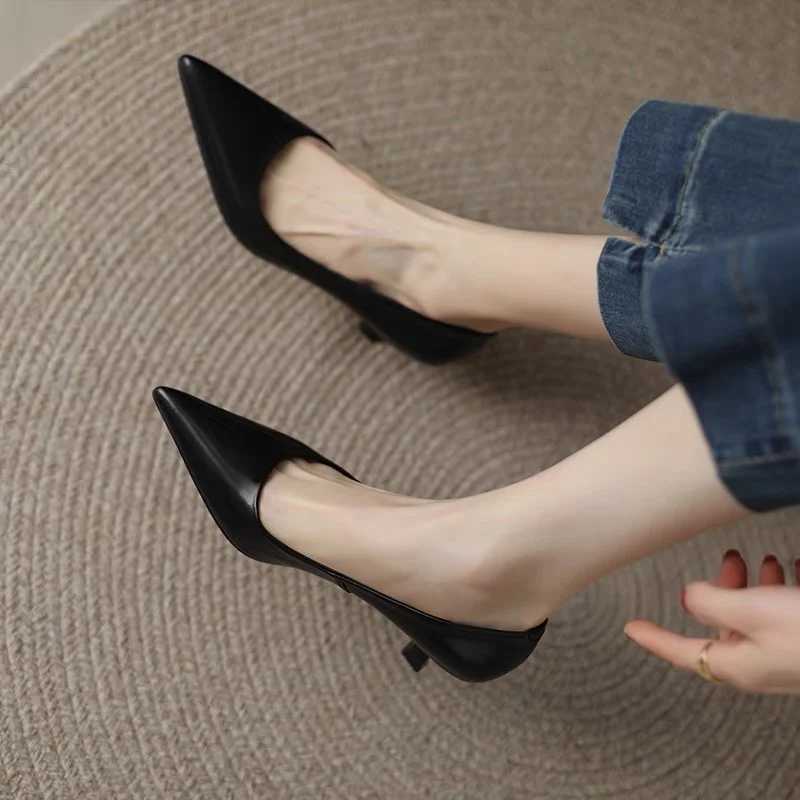 Luxury Pumps Shoes for Women Heeled Woman Medium Heel Stiletto Heels High Sandal Party Office 2019 Elegant Brown Small Heel SexyLX241014