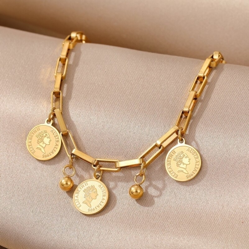 1pcs Goldcolor Bracelet Ladies Hip Hop Style Stainless Steel Round Sign Portrait Pendant Wide Cross Chain Jewelry y240919