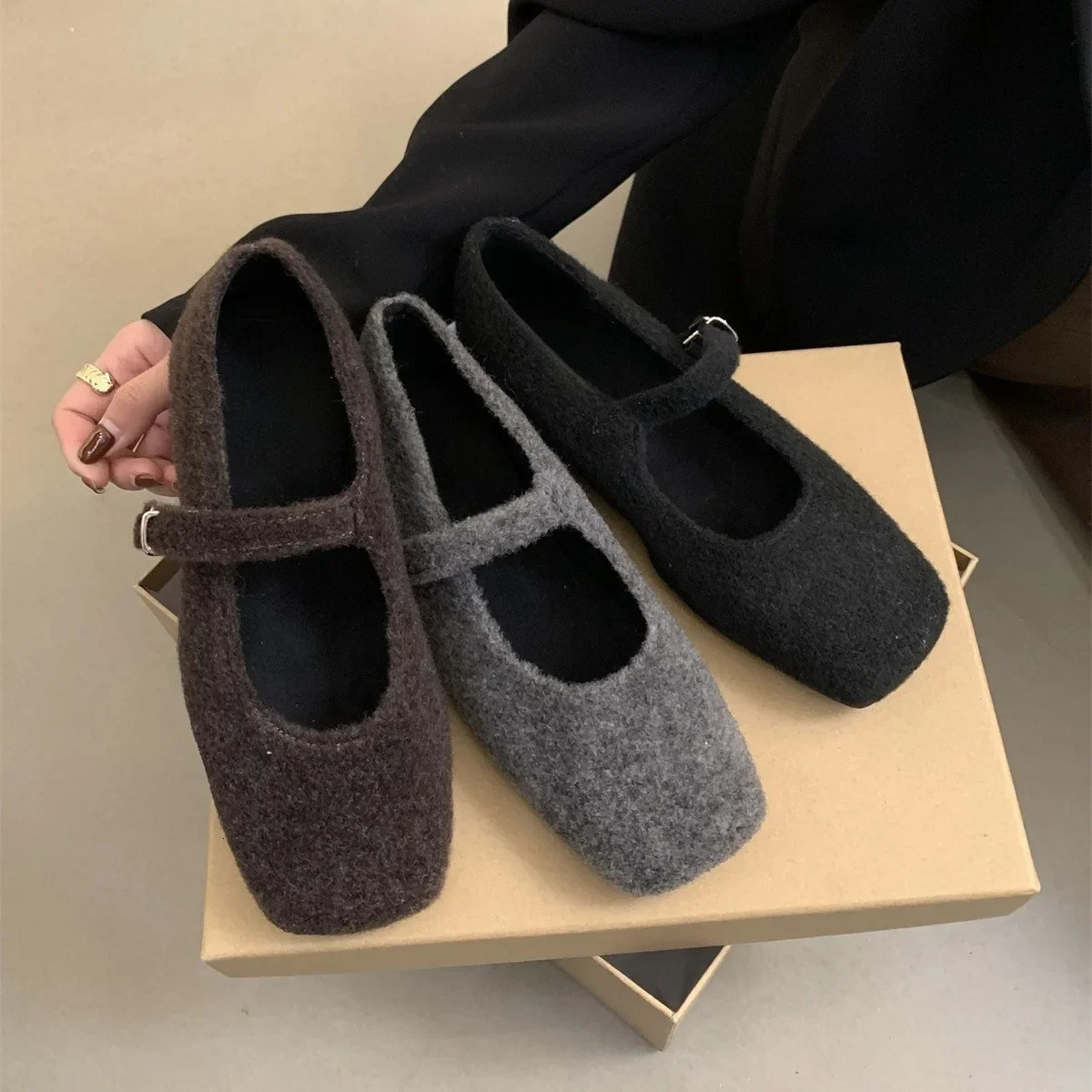 Fashion Square Toe Fleece Flet Ballet Flats New Woman Winter Warm Wool Mary Jane Shoes Ladies Elegant Plush Loafers 241014