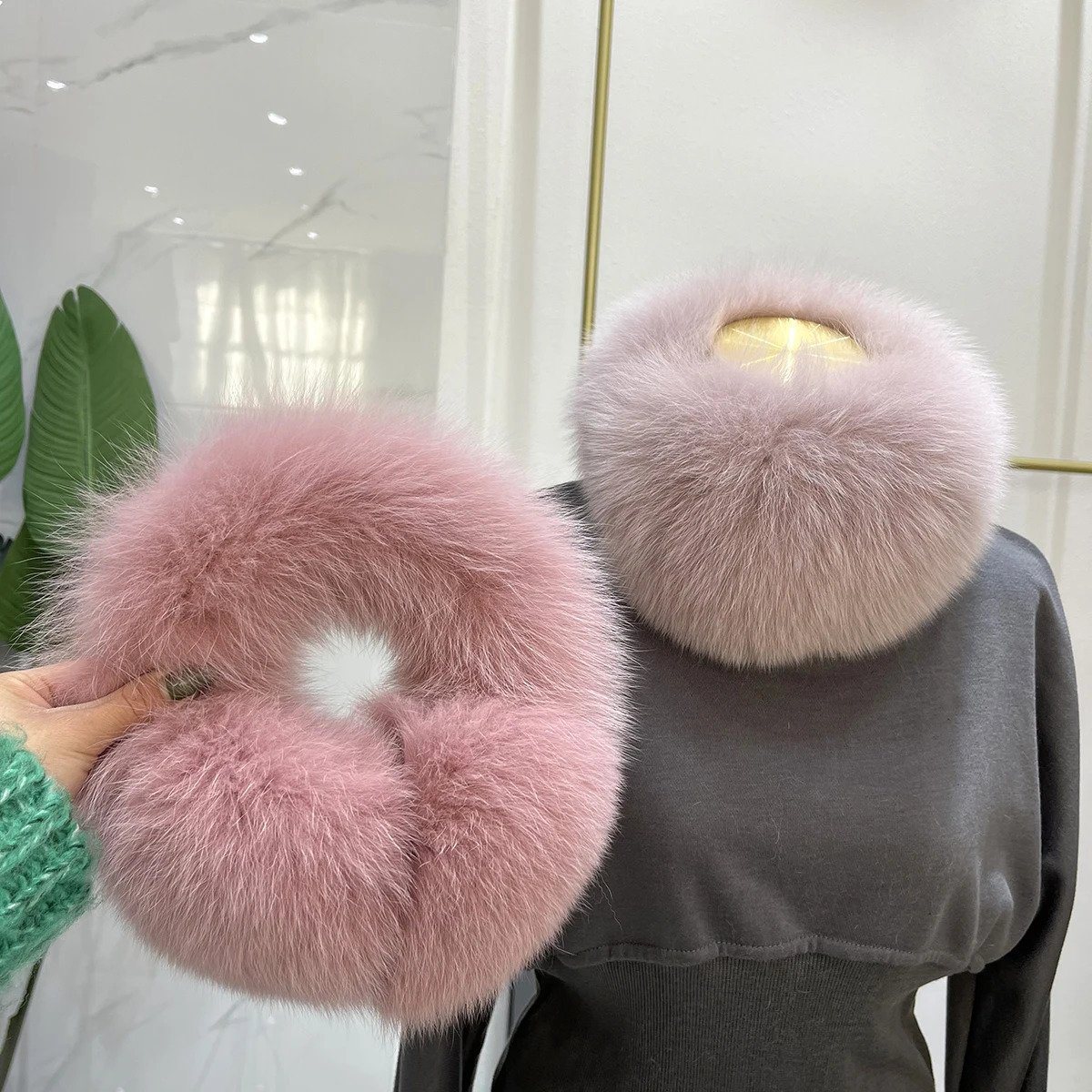 Natural fox fur earmuffs cute plush ear protection ear cover insular fur ear bag frostproof earmuffs women 240930