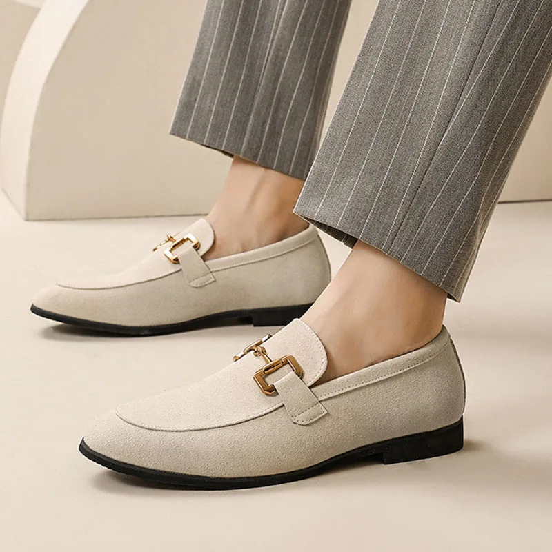 Britain Fashion Retro Men Pointed Black Slip On Flats Suede Leather Shoes Casual Loafers Formal Dress Footwear Zapatos Hombre 241014