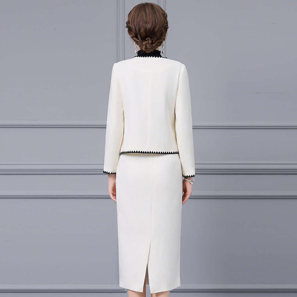 French Elegant Socialite Temperament Chest Flower Contrasting Top Small Coat Hip Hugging Skirt Two-piece Set Skirt Bifurcated SKINNY DRESS Lace Dress